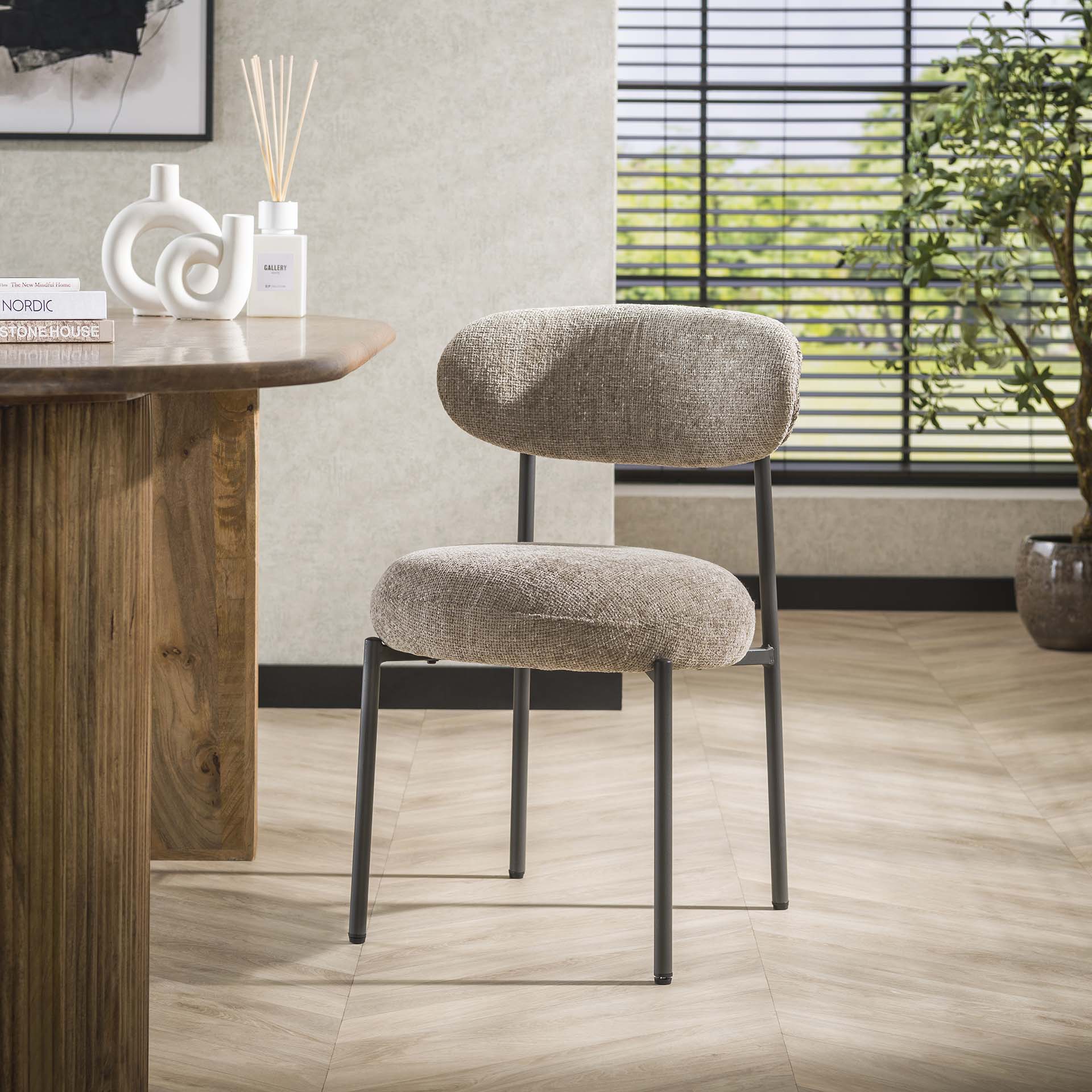 eetkamerstoel industrieel zonder armleuning