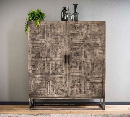 grote wandkast industrieel