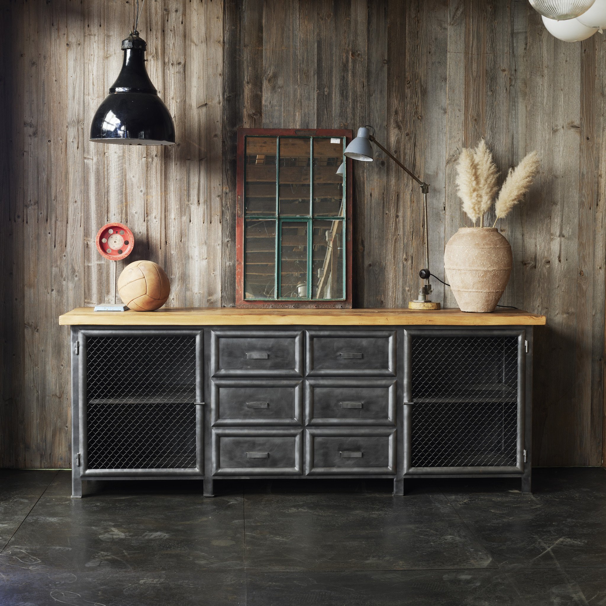 industriële meubels op maat