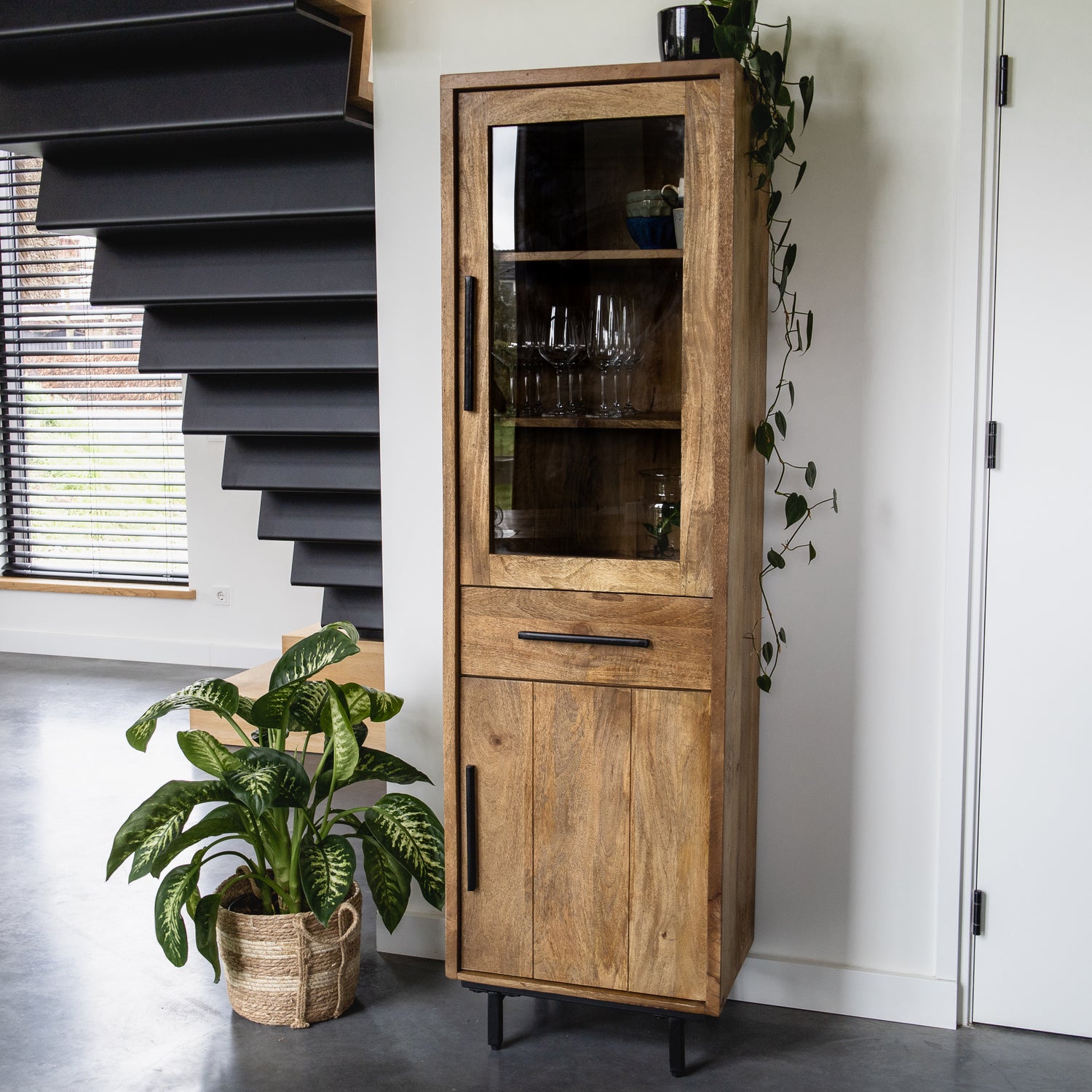 wandkast industrieel mangohout